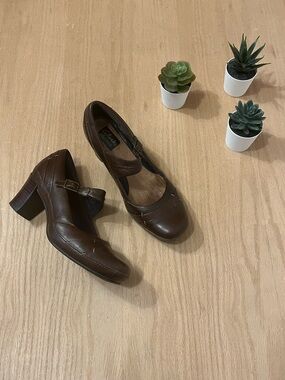Clarks Artisan Brown Leather Mary Jane Bllck Heeled Shoes